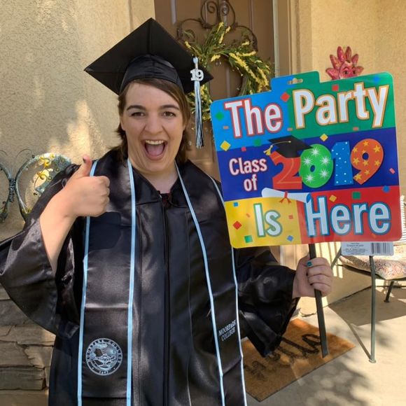 Meet your Posher, Hayli - Picture 1 of 1